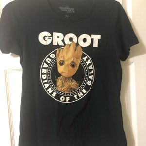 Groot size xl juniors t shirt great condition